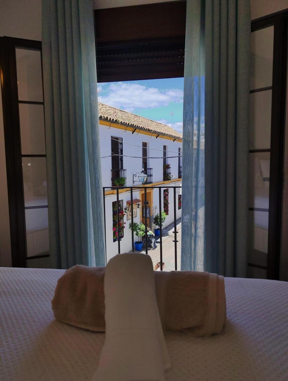 Balcon De Los Patios Con Parking Кордова Экстерьер фото